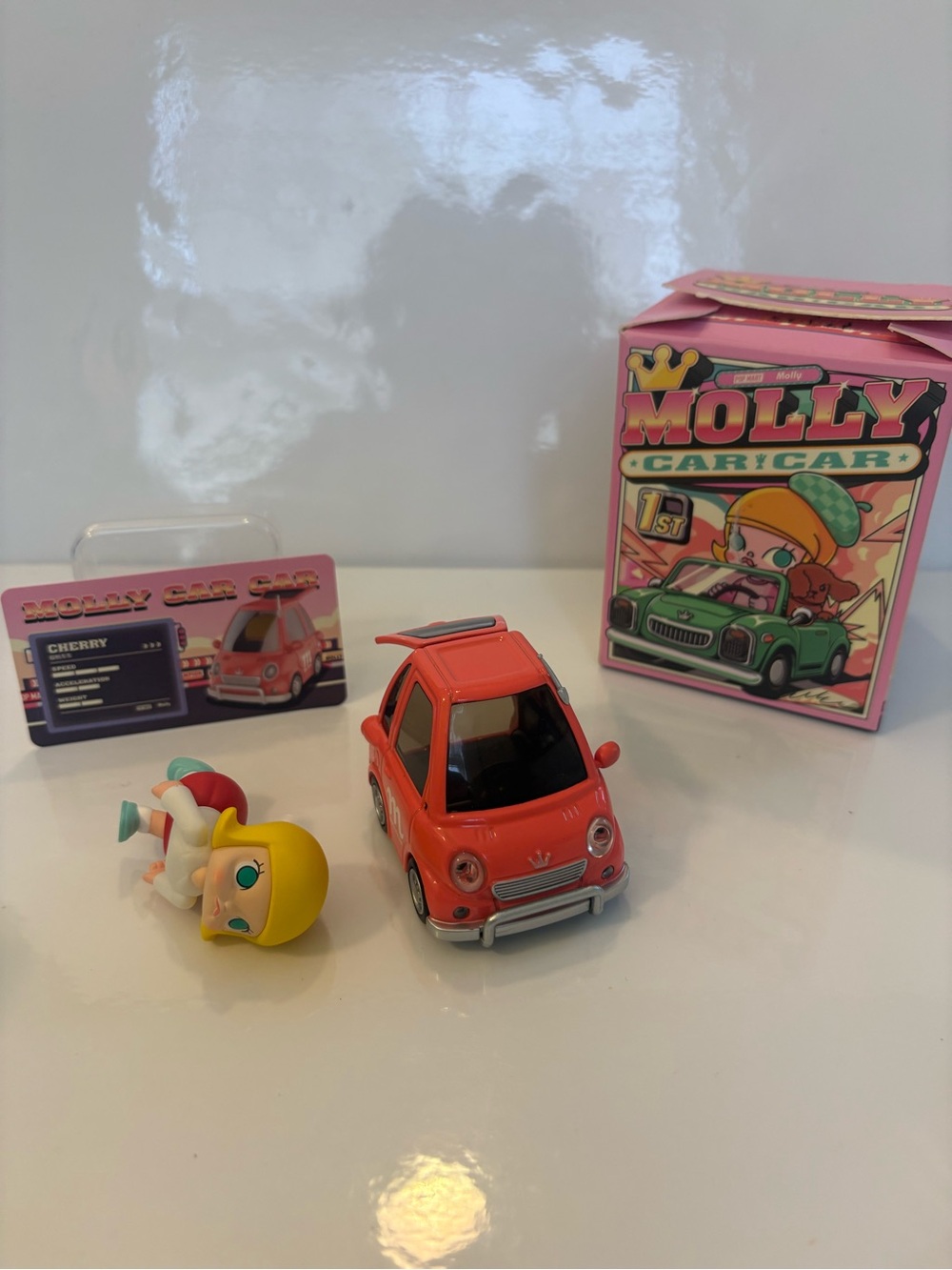 “Cherry” Van from Pop Mart Molly’s Car Car series. Discontinued. - Picture 5 of 8